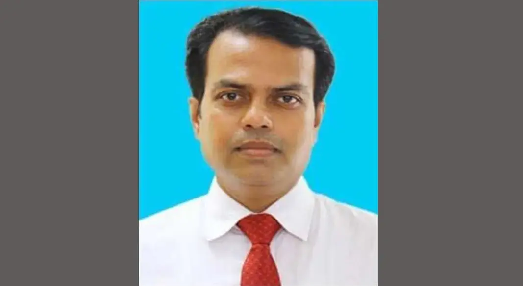 বরিশালের জেলা প্রশাসক (ডিসি) খায়রুল আলম সুমন