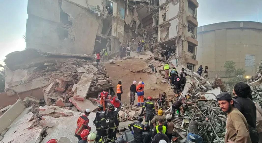 ইসরায়েলি হামলায় লেবাননে ধ্বংসস্তুপ।