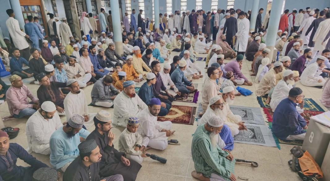 জাতীয় মসজিদ বায়তুল মোকাররমে ঈদুল ফিতরের  জামাত